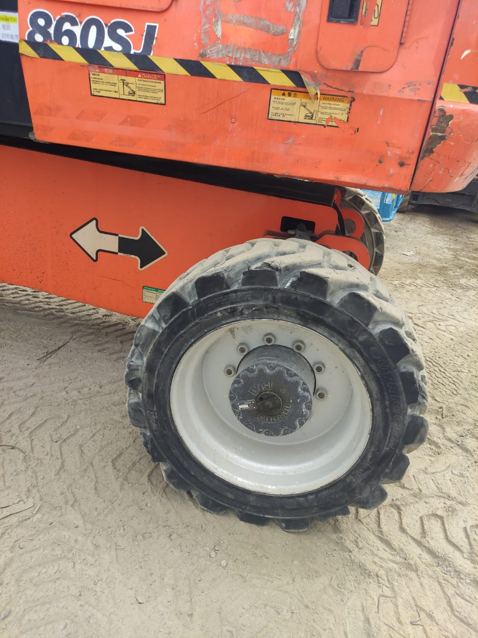 Sold - Telescopic Boom Lift - View 2